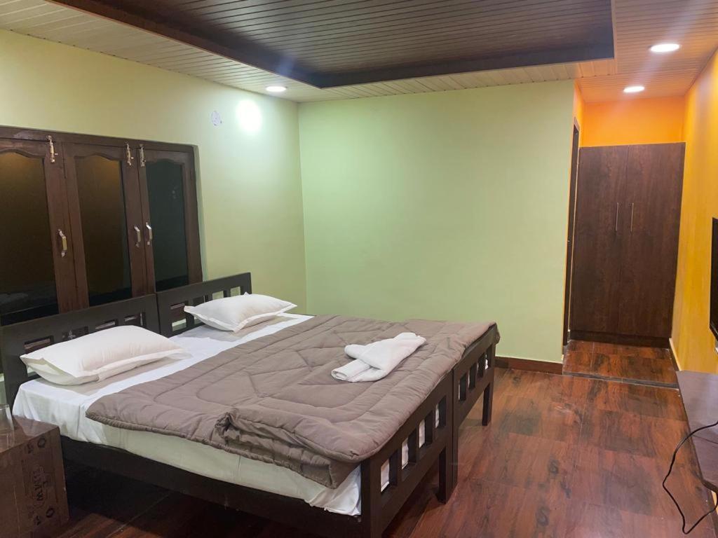 Drona Hills Resorts Kanatal Kültér fotó