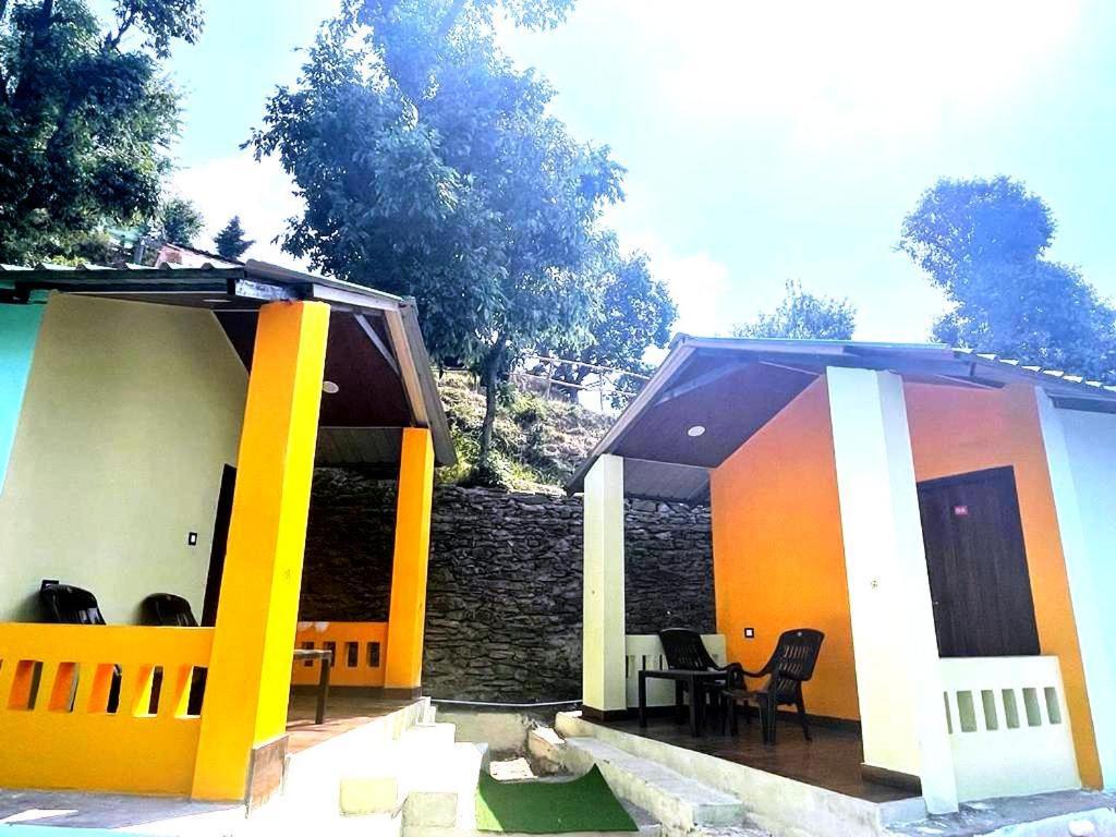 Drona Hills Resorts Kanatal Kültér fotó