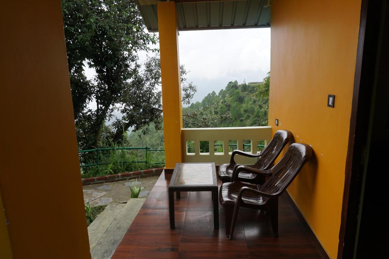 Drona Hills Resorts Kanatal Kültér fotó