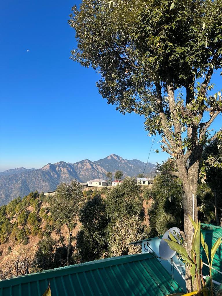 Drona Hills Resorts Kanatal Kültér fotó