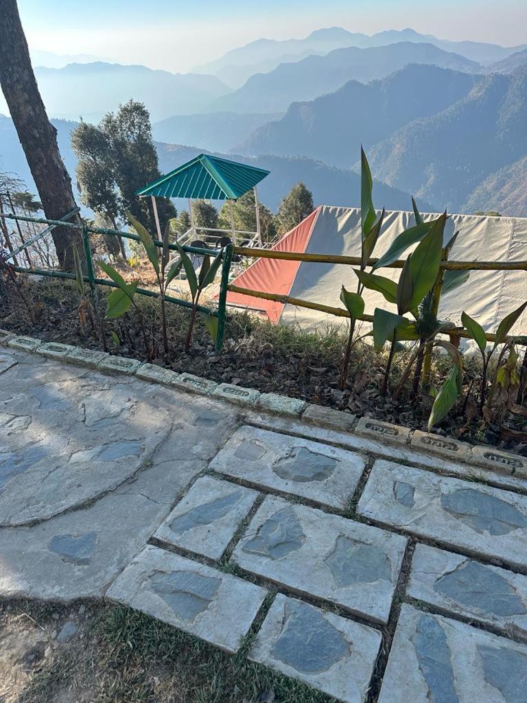 Drona Hills Resorts Kanatal Kültér fotó