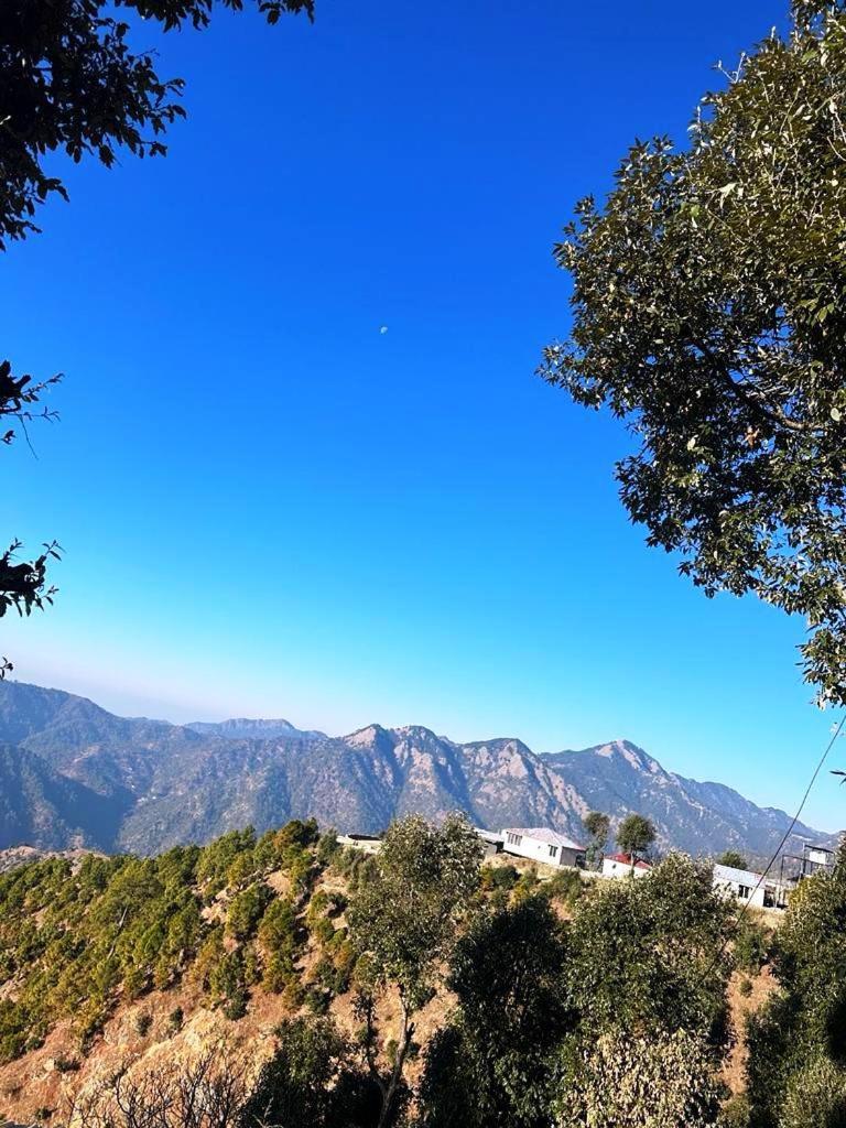 Drona Hills Resorts Kanatal Kültér fotó
